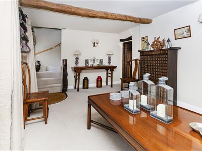 Dining/Entrance Hall